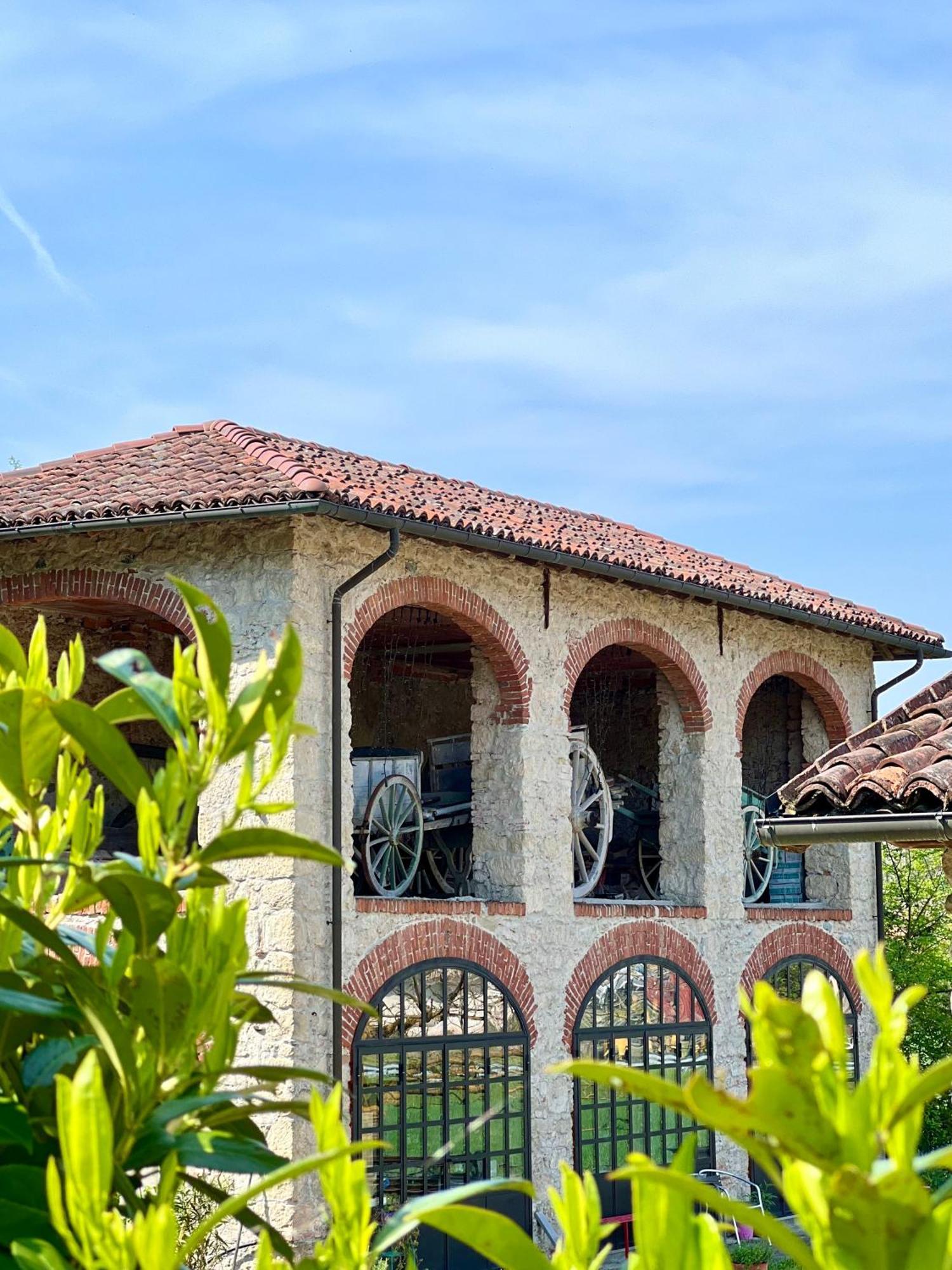 Casale Milleseicento Pensionat Gavi Exteriör bild